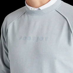 Rundhalsad pullover